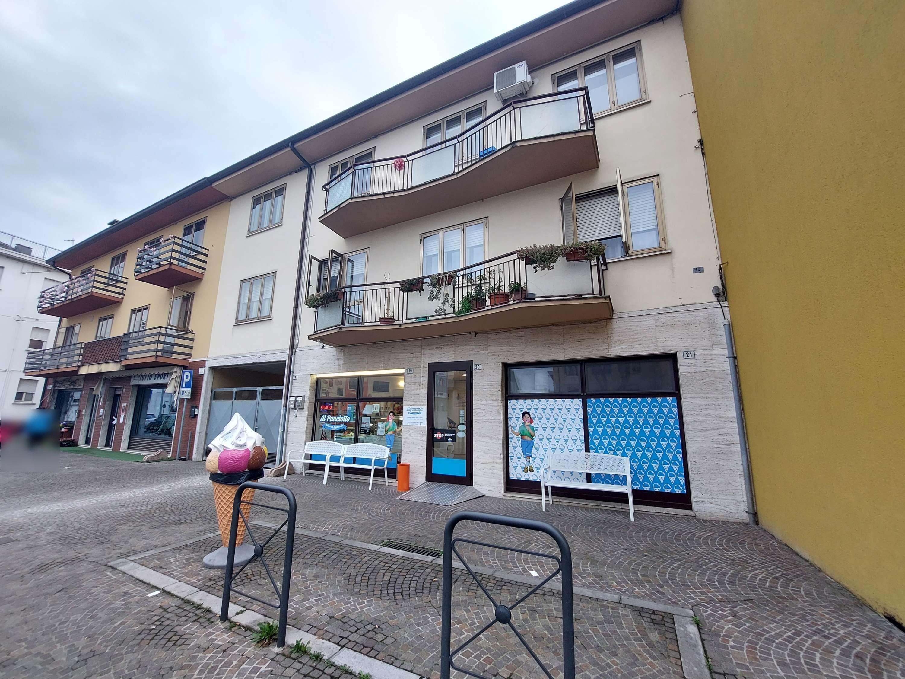 immobile appartamento all'asta in Largo Municipio, 18/11 - 33030 Campoformido (UD) - 1