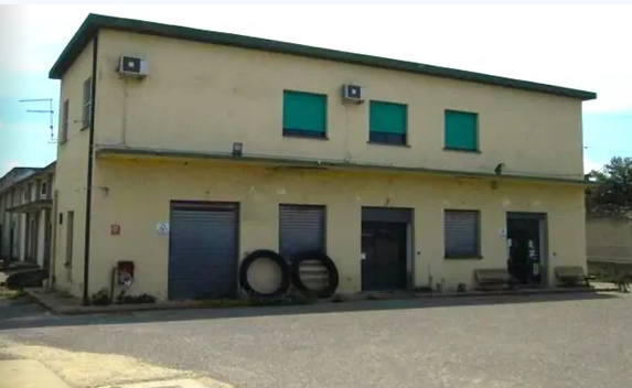 immobile attivita commerciale all'asta in via umberto i, n 4 - 9070 San Vero Milis (OR) - 1