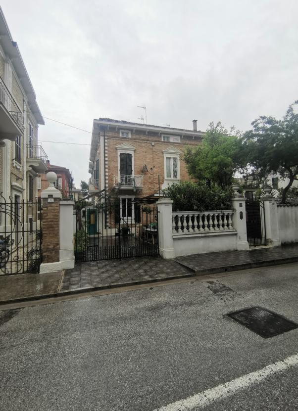 immobile appartamento all'asta in Via XX Settembre 12 - 63017 Porto San Giorgio (FM) - 1