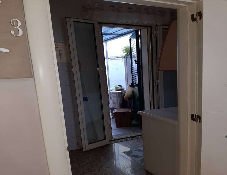 immobile CASA A SCHIERA ALL'ASTA IN VIA SAN FILIPPO NERI, NOICATTARO (BA) - 2