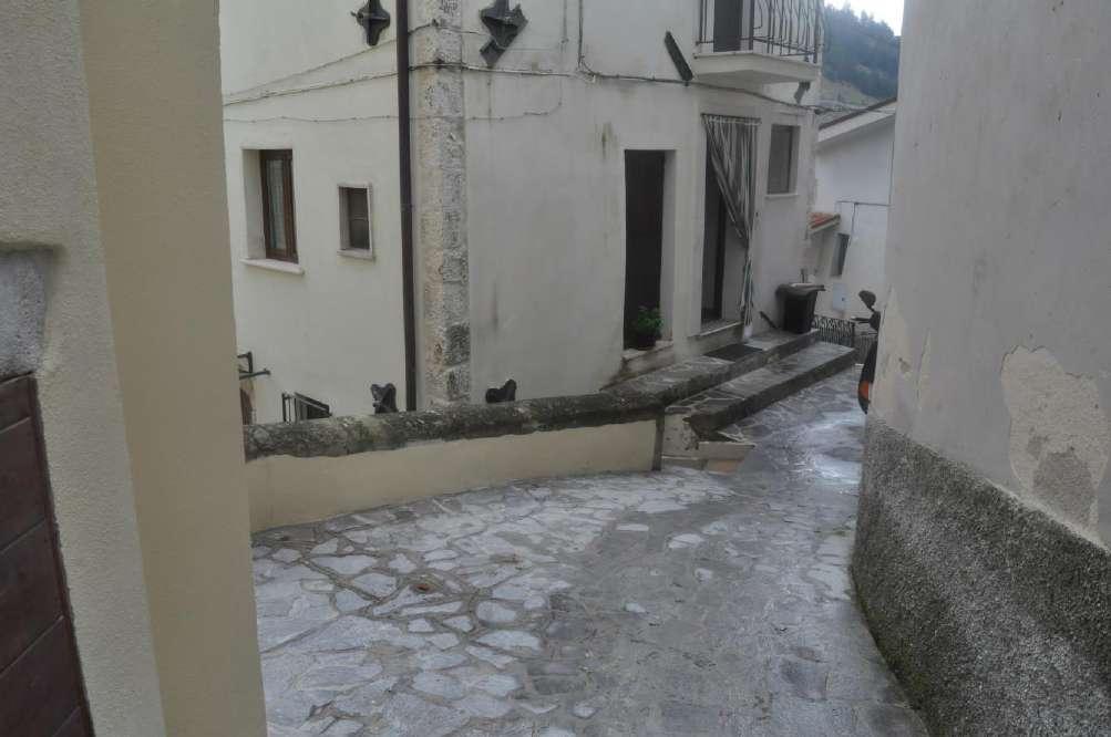 immobile appartamento all'asta in Via Longare della Valle 18 - 67030 Goriano Sicoli (AQ) - 5