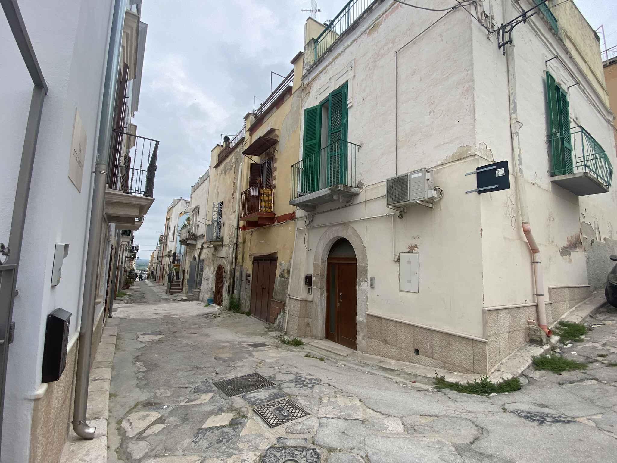 immobile appartamento all'asta in Via Doge Antonio Grimani nn6-8 - 76012 Canosa di Puglia (BT) - 1