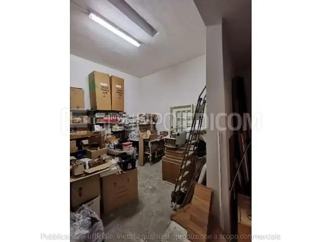 immobile magazzino all'asta in Via Carlo Soria 13 - 70023 Gioia del Colle (BA) - 3