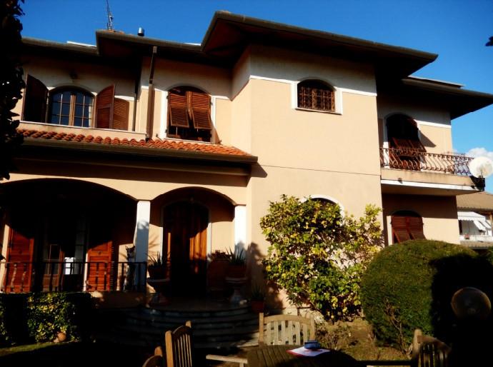 immobile VILLA ALL'ASTA IN LOCALITÀ FOSSONE BASSO, VIA PELUCARA N 3 - 54033 CARRARA (MS) - 2