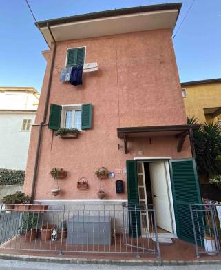 immobile APPARTAMENTO ALL'ASTA IN VIA CAPACCOLA, MASSA (MS) - 1