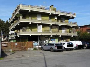 immobile appartamento all'asta in Marina di Carrara, Via Lunense n 28 Bis - 54033 Carrara (MS) - 3