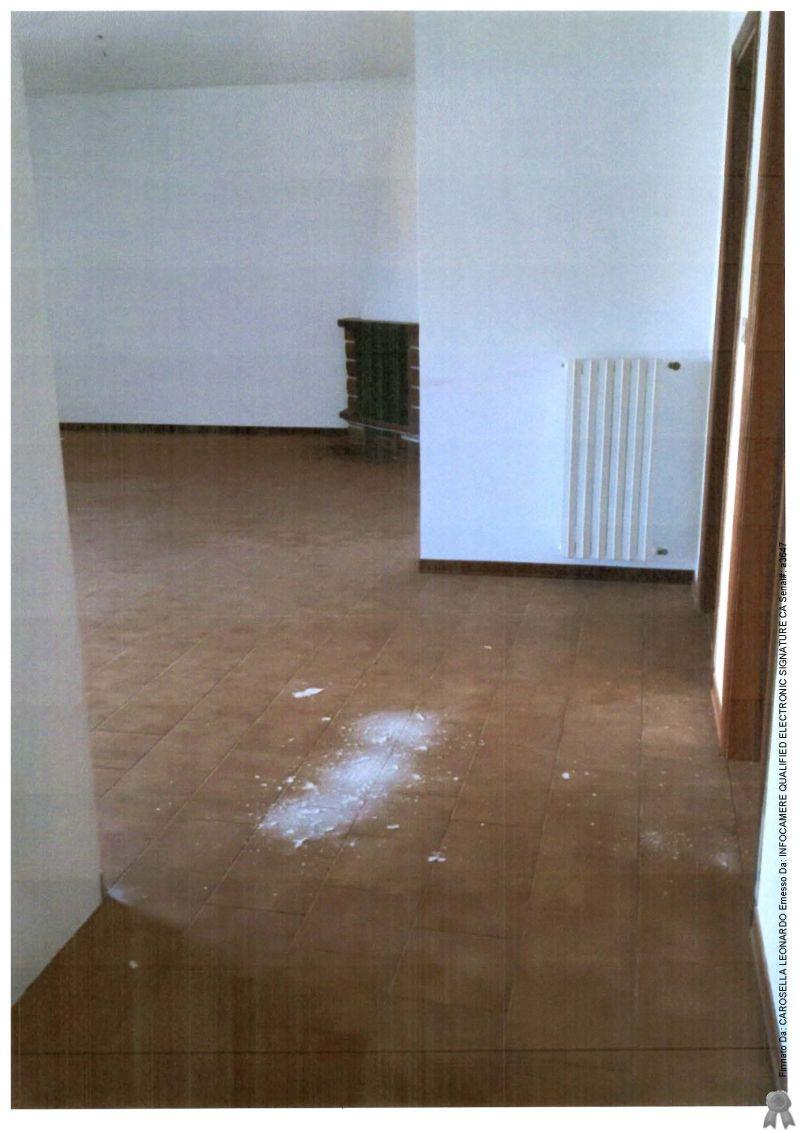 immobile appartamento all'asta in Via Tasso n 1 Cappelle sul Tavo (PE) - 1