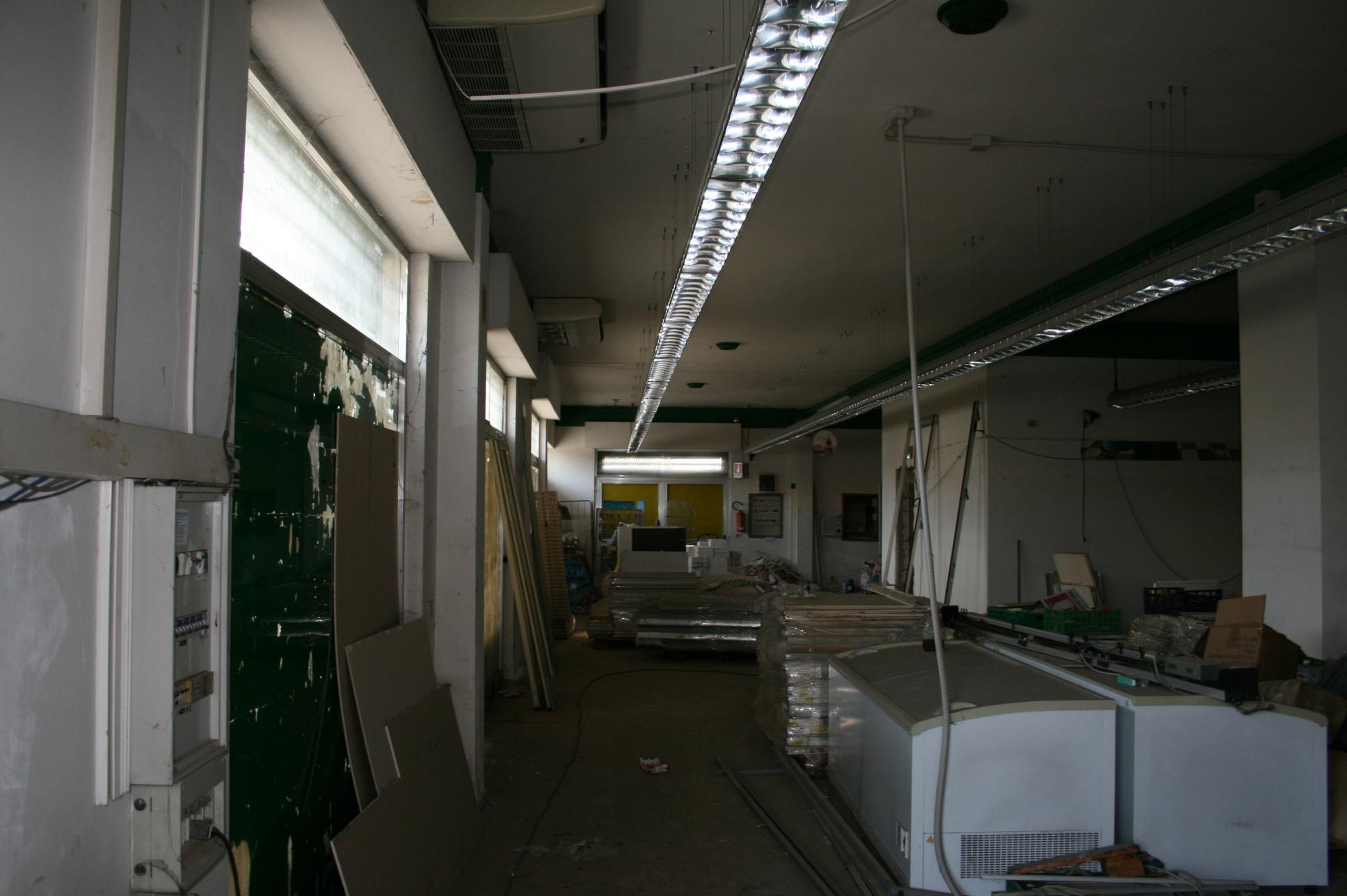 immobile negozio all'asta in Via Nazionale Frazione Rocca - 98070 Capri Leone (ME) - 2