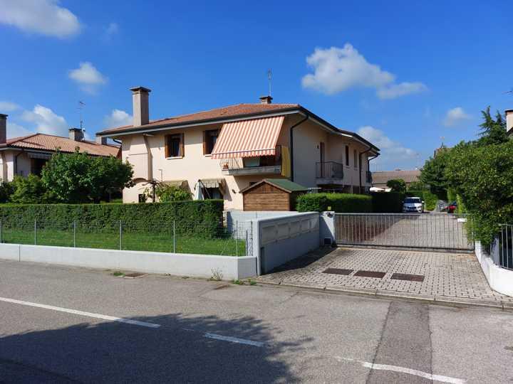 immobile appartamento all'asta in Via Mario del Monaco, 8 - 31030 Breda di Piave (TV) - 2