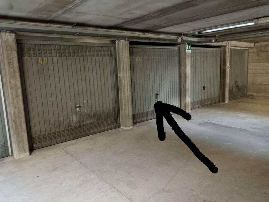 immobile posto auto all'asta in Via Martiri di Cervarolo, 20 - 42100 Reggio nell'Emilia (RE) - 2