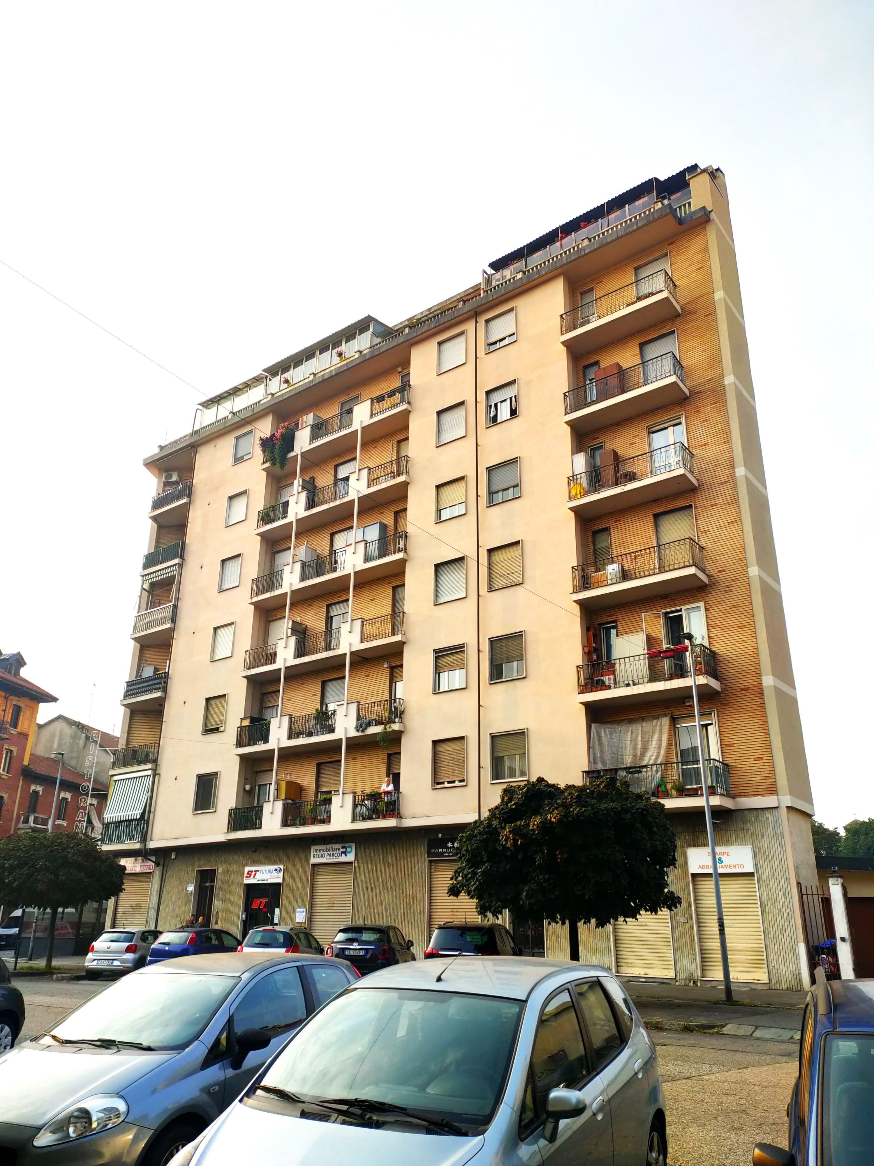 immobile appartamento all'asta in via giambattista pergolesi 176 - 10148 Torino (TO) - 3