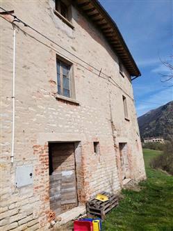 immobile appartamento all'asta in via Piano di Pontedazzo 28 - 61044 Cantiano (PU) - 4