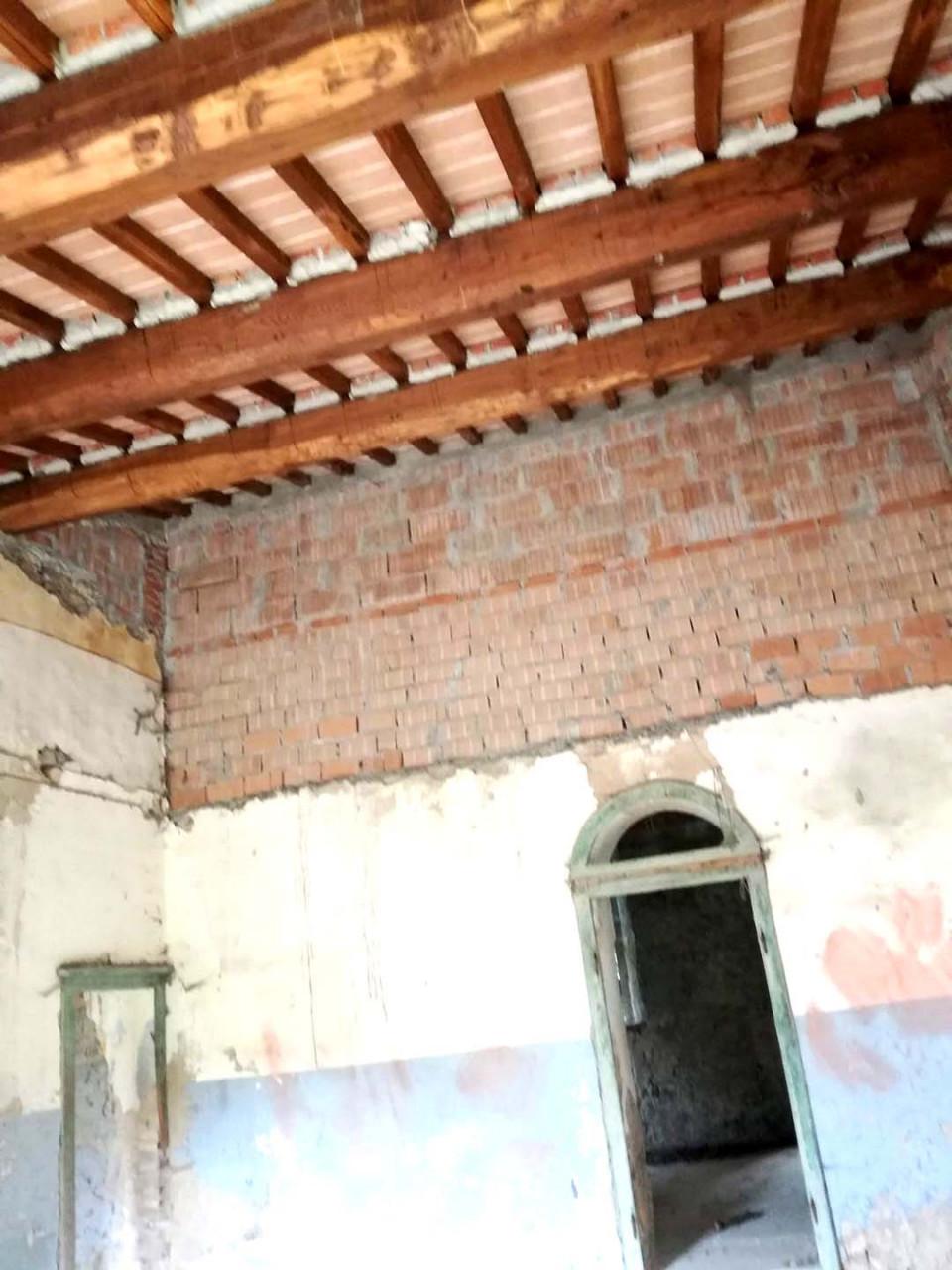 immobile APPARTAMENTO ALL'ASTA IN LOCALITĂ€ CANALI, ARCIDOSSO (GR) - 1