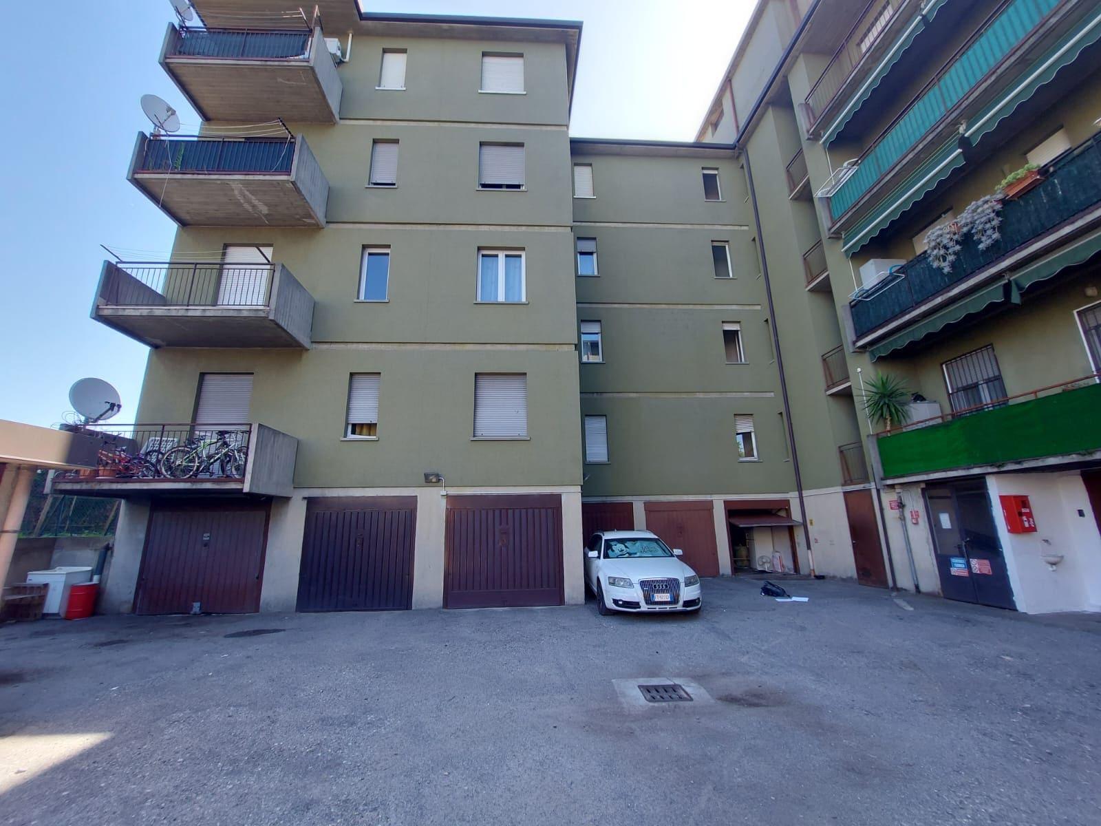 immobile appartamento all'asta in Via Armando Diaz n 17 Osio Sotto (BG) - 4