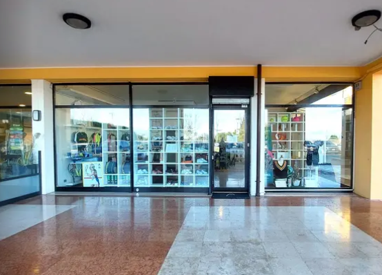 immobile negozio all'asta in via francesco agello, n 72 - 25010 Desenzano del Garda (BS) - 1