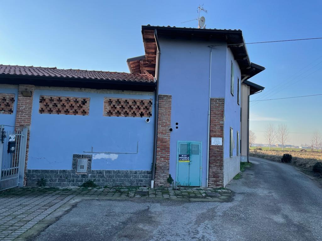 immobile attivita commerciale all'asta in Via Cascina Fenatica snc Fontanella (BG) - 4