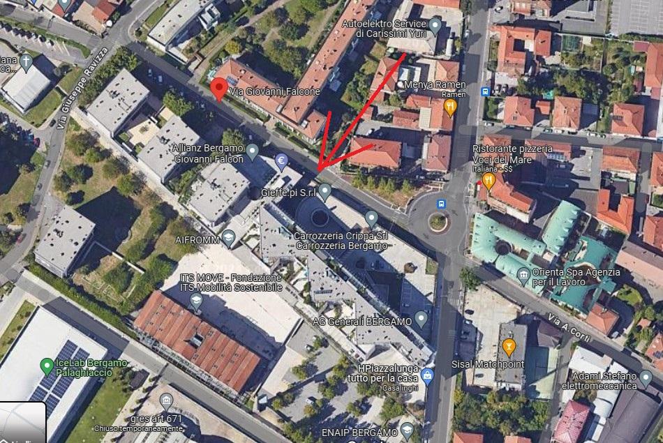 immobile attivita commerciale all'asta in Via Falcone Bergamo (BG) - 3