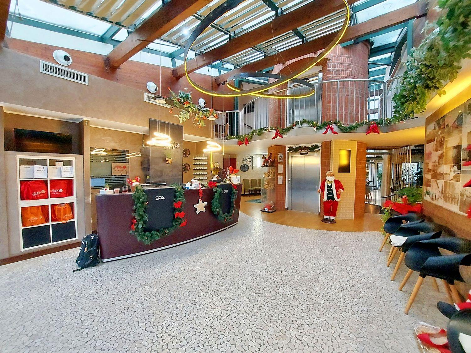 immobile hotel - albergo all'asta in via vallone, n 18 - 27100 Pavia (PV) - 3