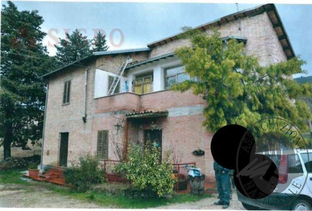 immobile appartamento all'asta in FRAZ MADONNA DI BAIANO N 36 - 06049 Spoleto (PG) - 2