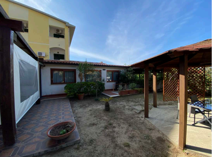 immobile hotel - albergo all'asta in VIALE ELBA - 57034 Campo nell'Elba (LI) - 2