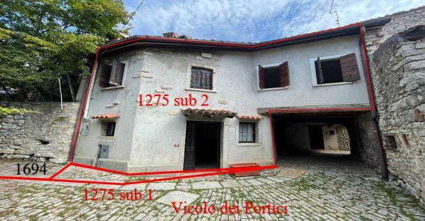 immobile appartamento all'asta in Vicolo dei Portici, 12 - 31020 Revine Lago (TV) - 1