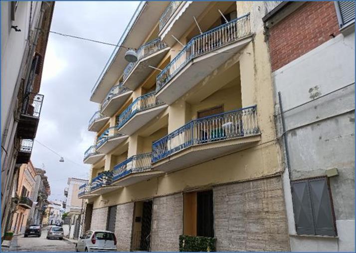 immobile appartamento all'asta in Via Felice Cavallotti n 6 - 80023 Caivano (NA) - 1