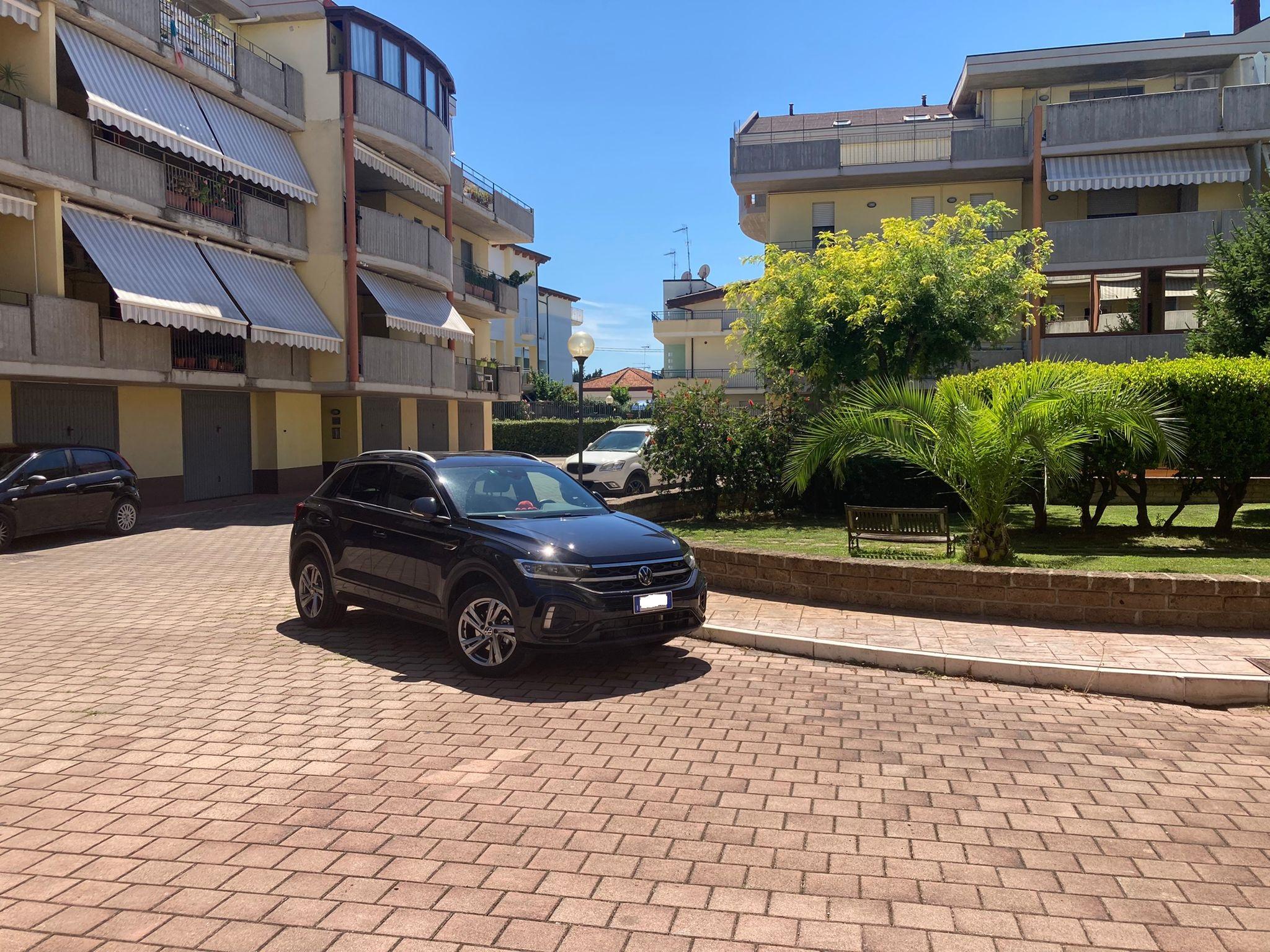 immobile posto auto all'asta in Via Nilo 22 - 65015 Montesilvano (PE) - 5