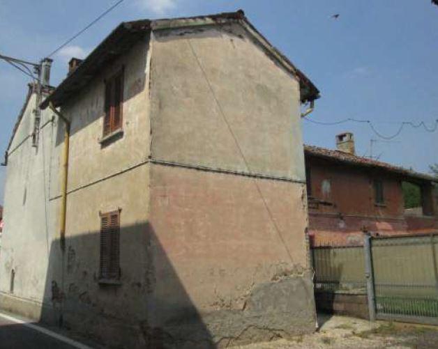 immobile appartamento all'asta in Via Battisti, 32/32a - snc - 26867 Somaglia (LO) - 1