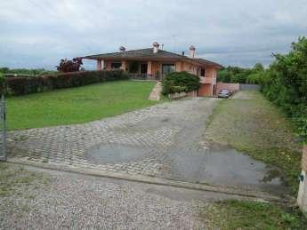 immobile appartamento all'asta in Via Postumia Romana Est n 29 - 31050 Vedelago (TV) - 1