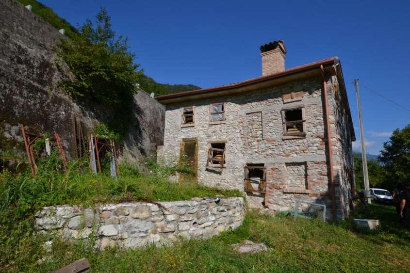 immobile casa singola all'asta in Via San Giacomo, 18 - 31040 Pederobba (TV) - 1