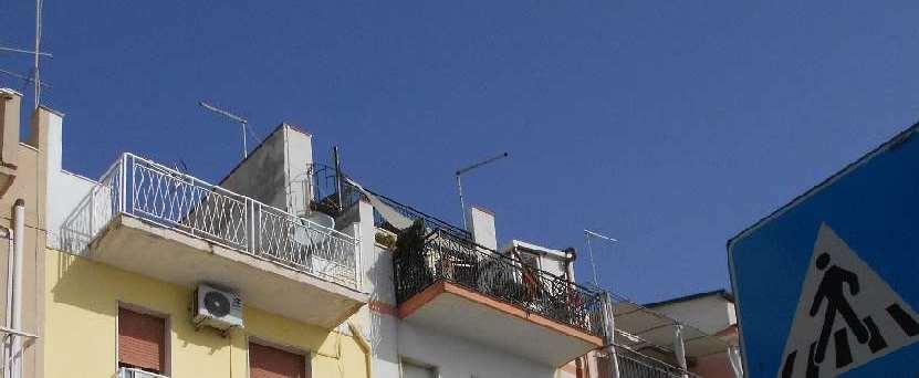immobile appartamento all'asta in via Lungomare 4  Novembre n 47 - 98035 Giardini-Naxos (ME) - 1