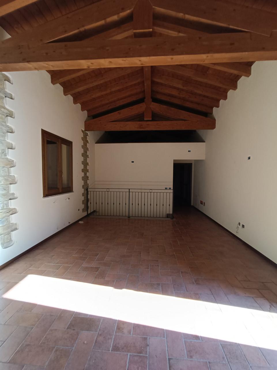 immobile CASA SINGOLA ALL'ASTA IN STRADA SASSO,NEVIANO DEGLI ARDUINI (PR) - 1