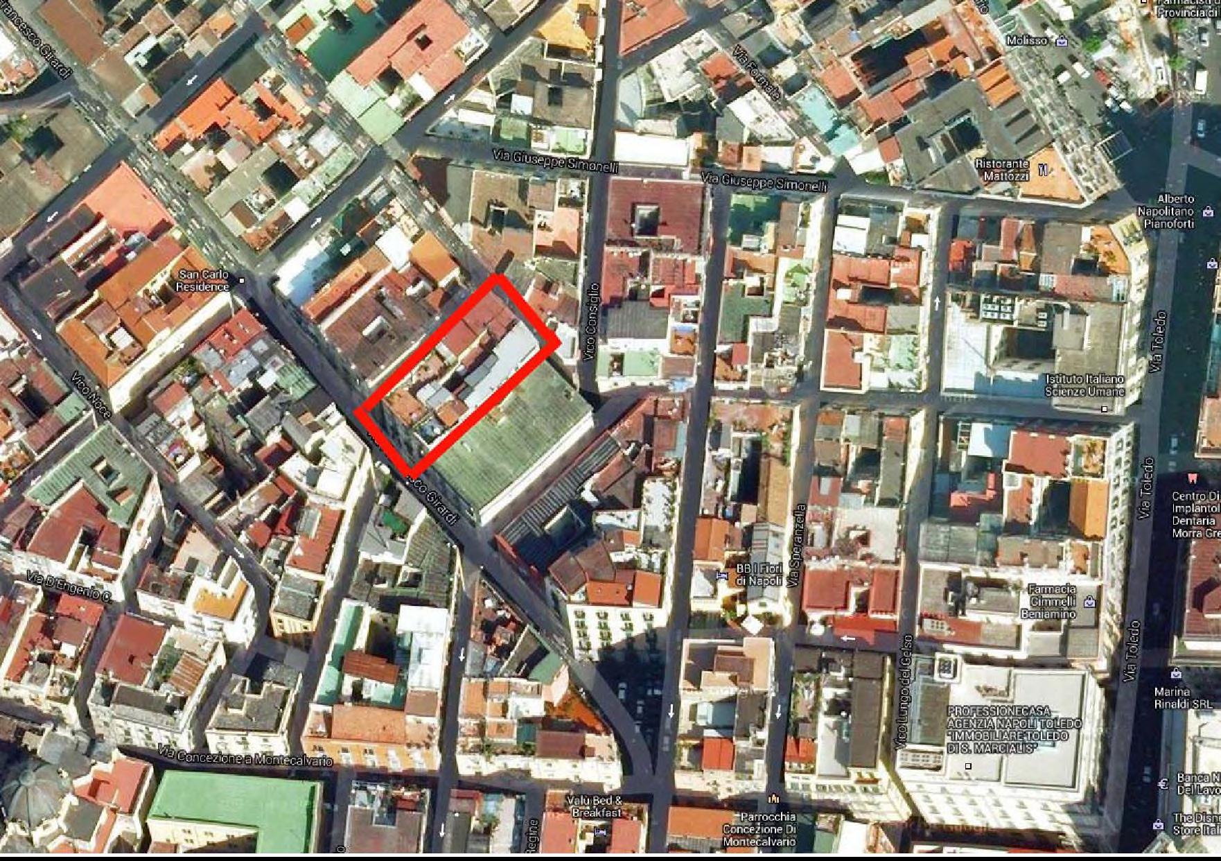 immobile appartamento all'asta in Vico Campanile al Consiglio N 2 - 80134 Napoli (NA) - 2