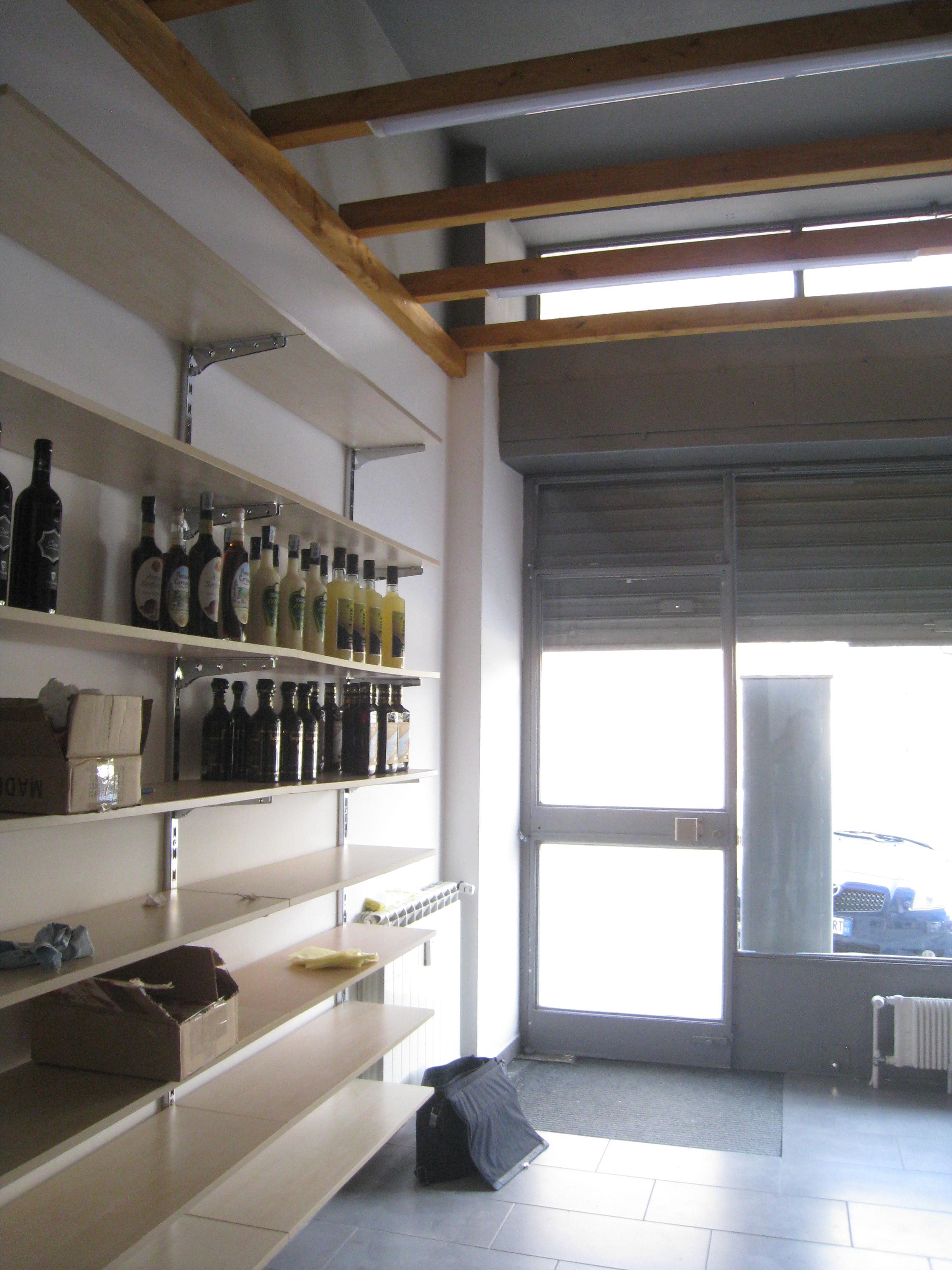 immobile attivita commerciale all'asta in Via IV Novembre  36 - 20815 Cogliate (MB) - 5