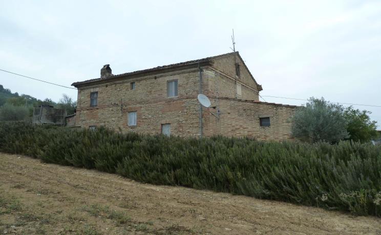 immobile appartamento all'asta in Contrada San Pietro 7 - 63010 Massignano (AP) - 2