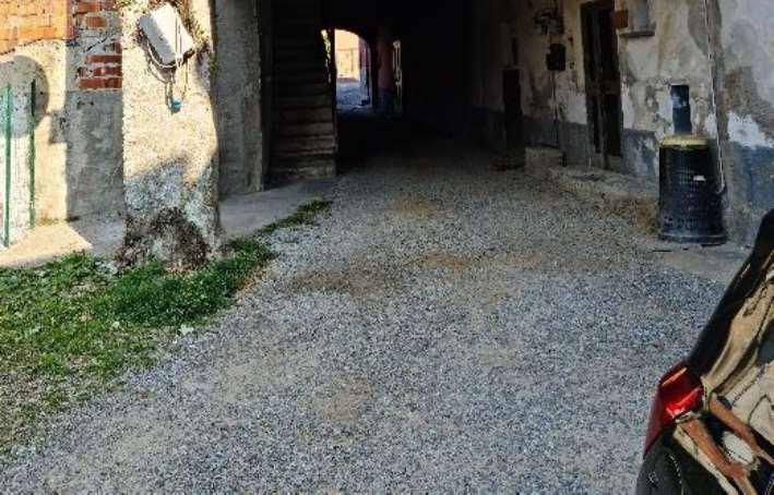immobile appartamento all'asta in Via Bianchi 35/B e C - 21049 Tradate (VA) - 2