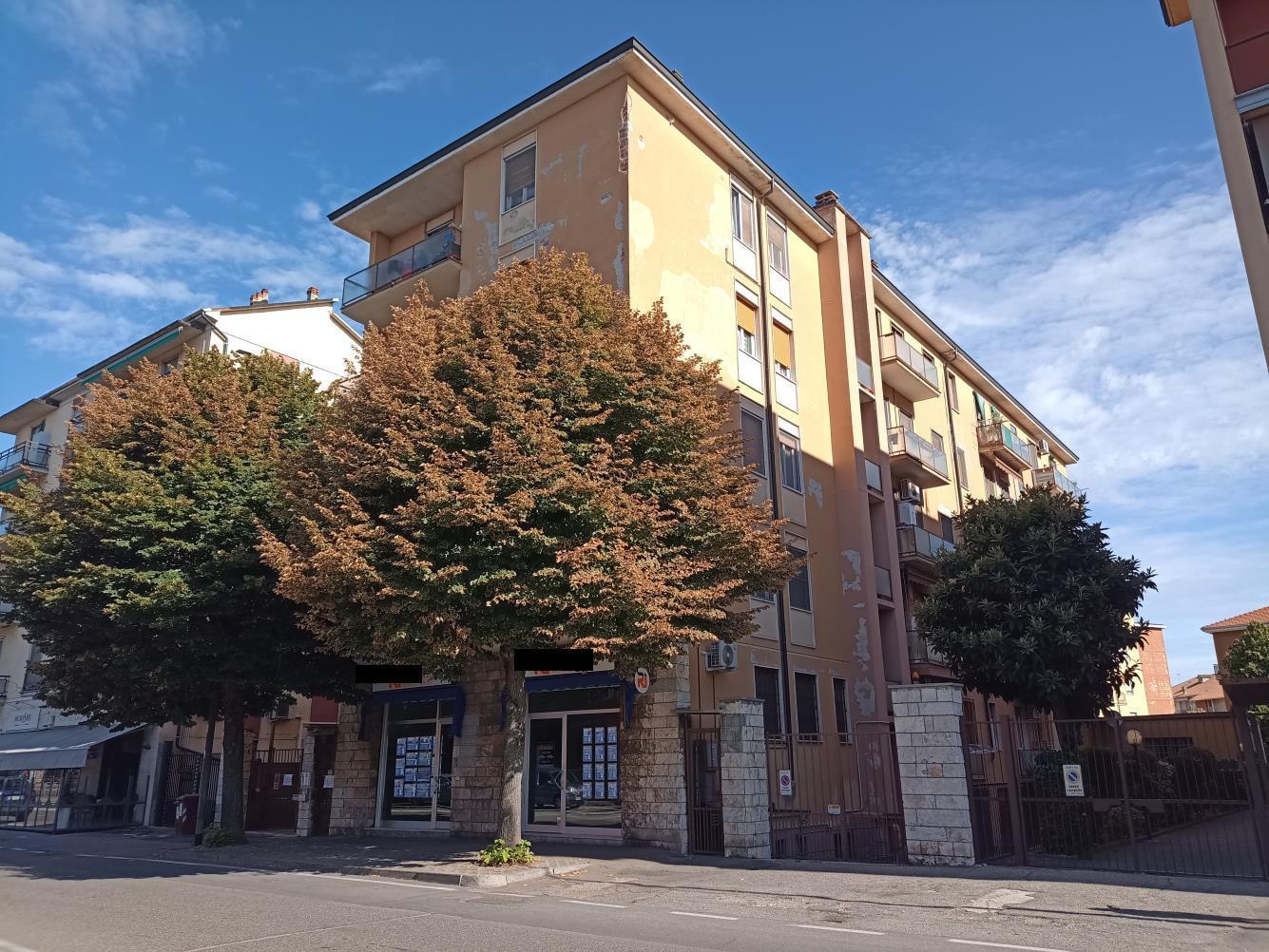 immobile appartamento all'asta in Viale Camillo Campari 48 - 27100 Pavia (PV) - 1