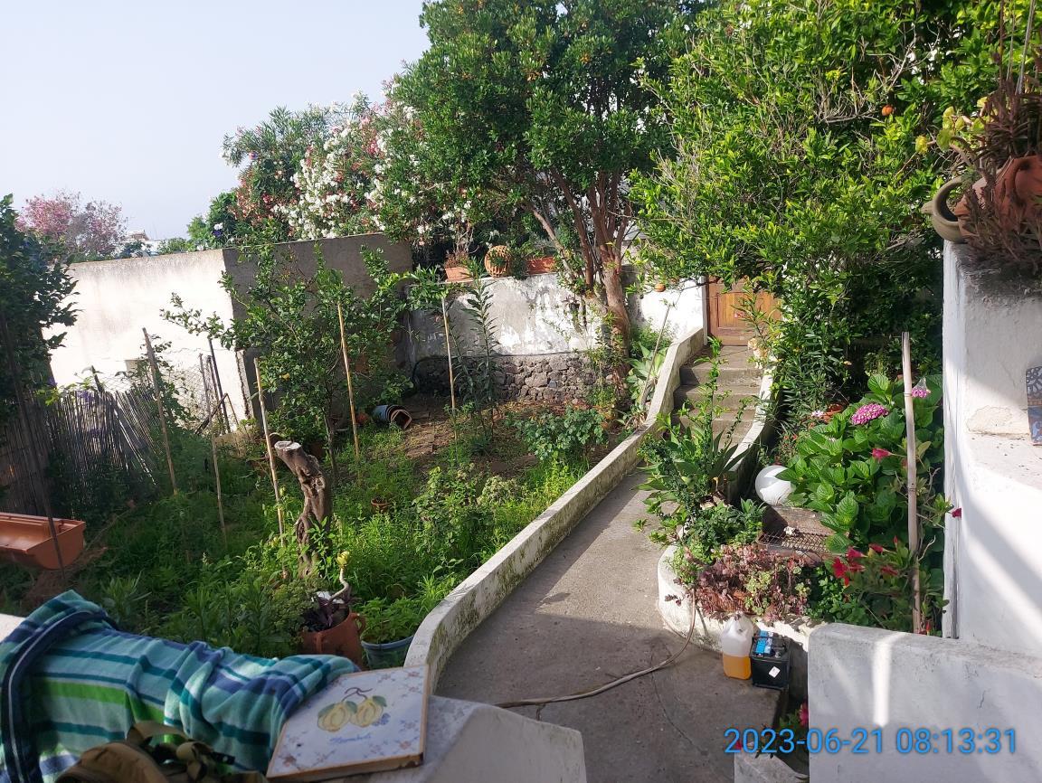 immobile appartamento all'asta in Via G Picone - ISOLA DI STROMBOLI snc - 98050 Lipari (ME) - 1