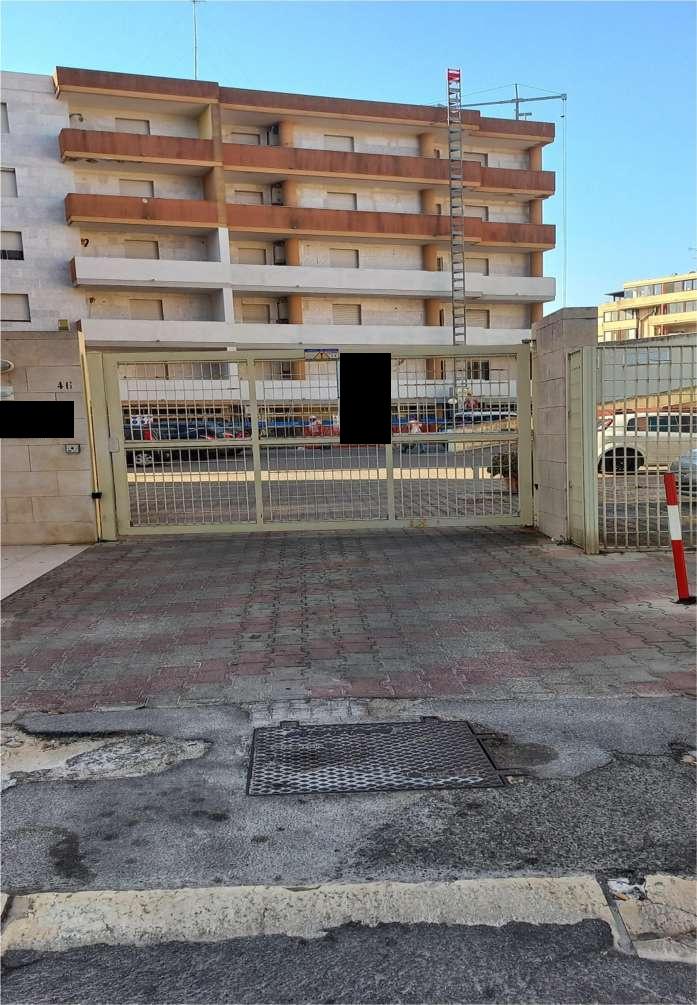 immobile garage all'asta in Via Perrino 46 - 72100 Brindisi (BR) - 2