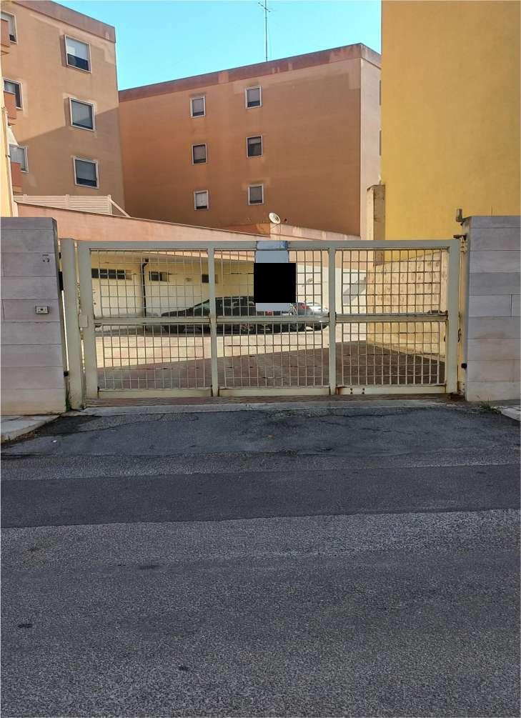 immobile garage all'asta in Via Perrino 46 - 72100 Brindisi (BR) - 3