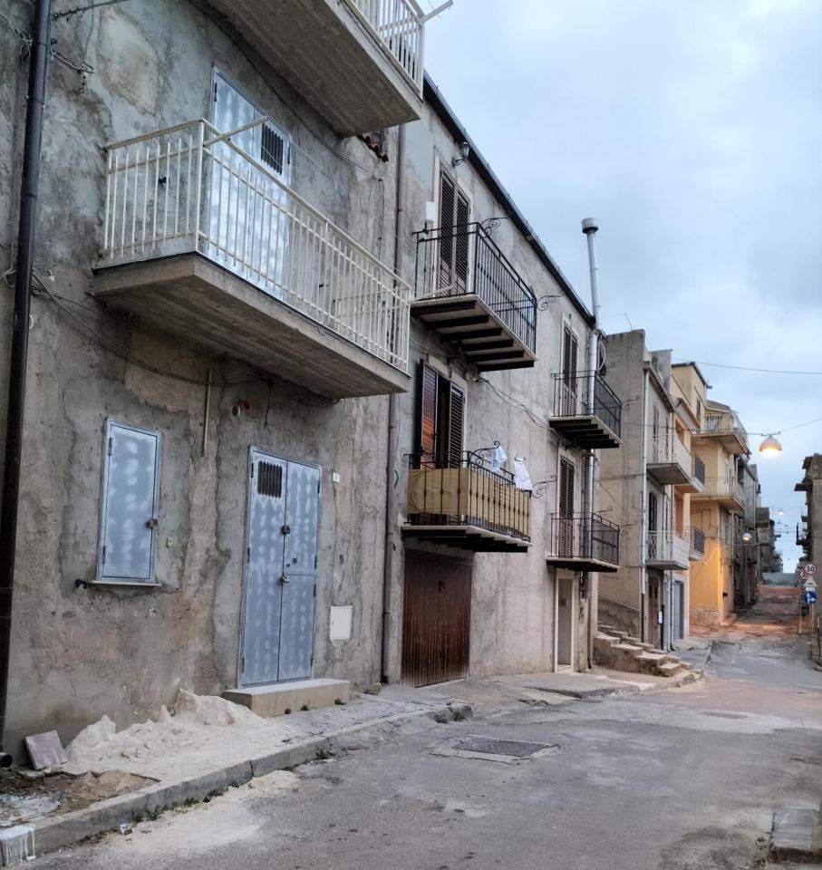 immobile casa singola all'asta in Via Santa Lucia nn 53-55 - 92020 Palma di Montechiaro (AG) - 1