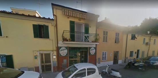 immobile negozio all'asta in MARINA, Via Lunense n6 - 54033 Carrara (MS) - 2