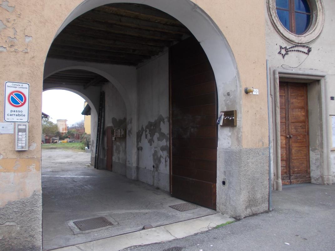 immobile appartamento all'asta in Via Padana Superiore n 112 Bellinzago Lombardo (MI) - 2