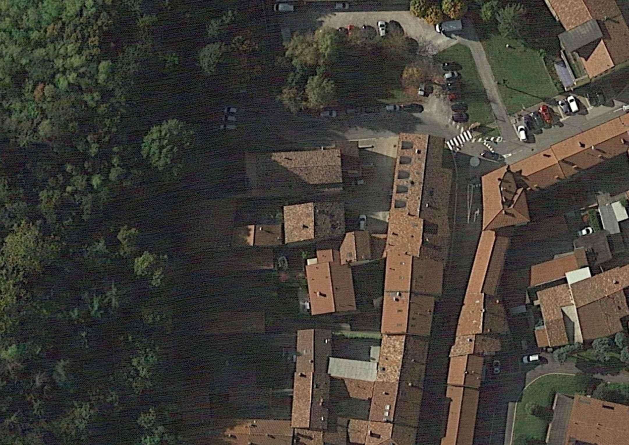immobile appartamento all'asta in via IV Novembre, 16 - 23842 Bosisio Parini (LC) - 1