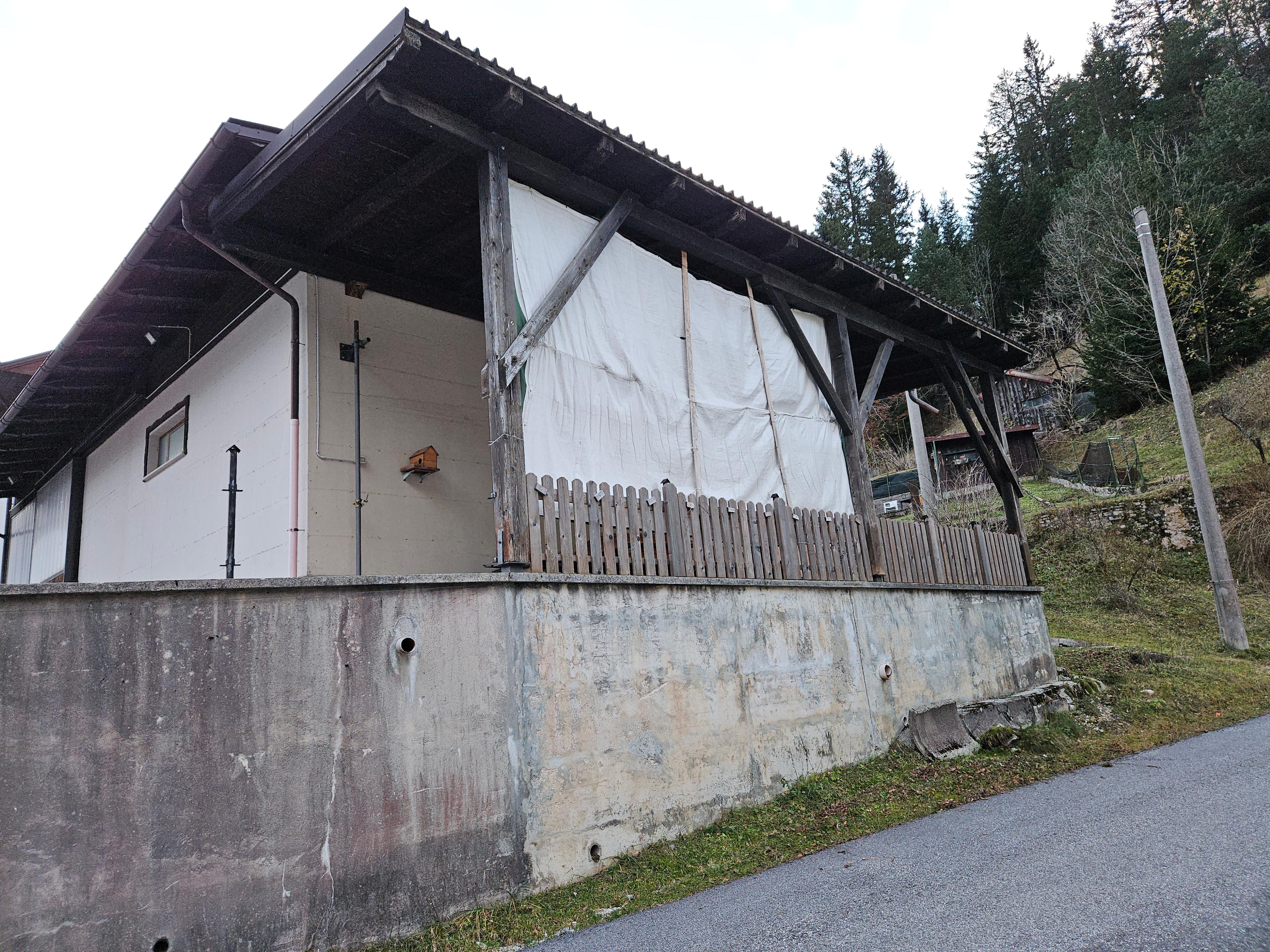 immobile casa singola all'asta in Via San Sebastiano n 4 - Fraz Cave del Predil - 33018 Tarvisio (UD) - 1