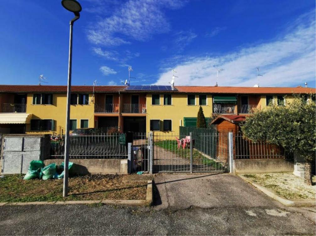 immobile appartamento all'asta in Via Ariel Ben Gurion, 524 - 45020 Pincara (RO) - 2