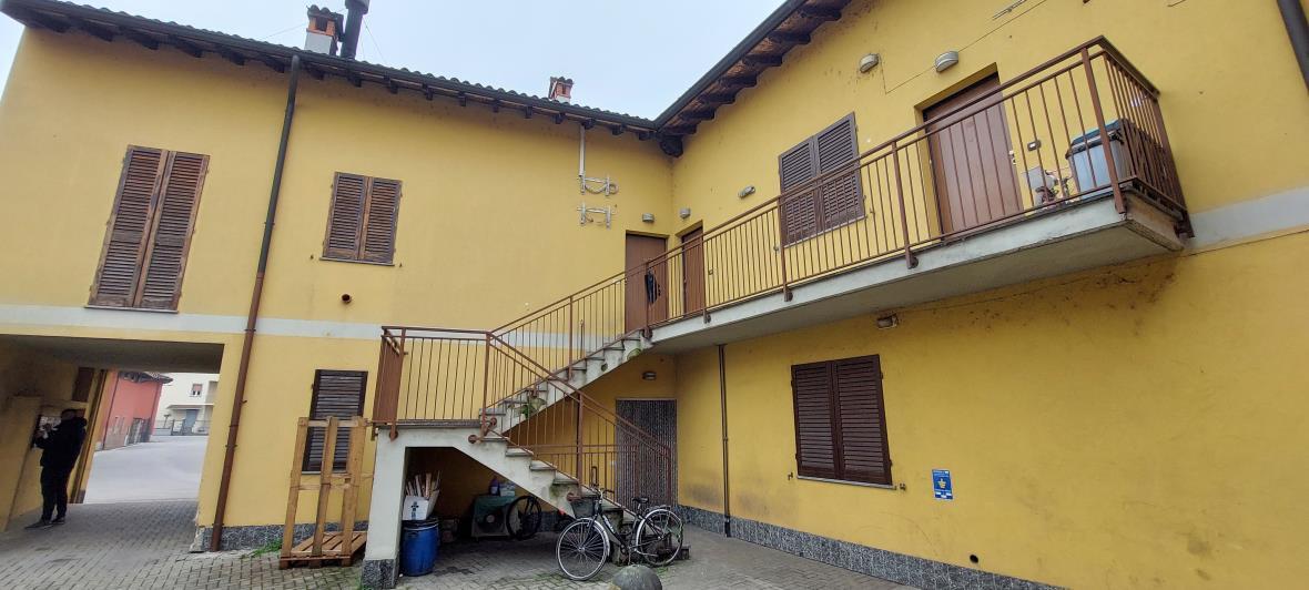 immobile appartamento all'asta in Via Umberto I° 37 - 27010 Gerenzago (PV) - 5