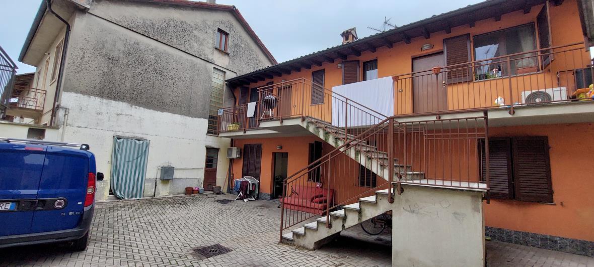 immobile appartamento all'asta in Via Umberto I° 37 - 27010 Gerenzago (PV) - 3