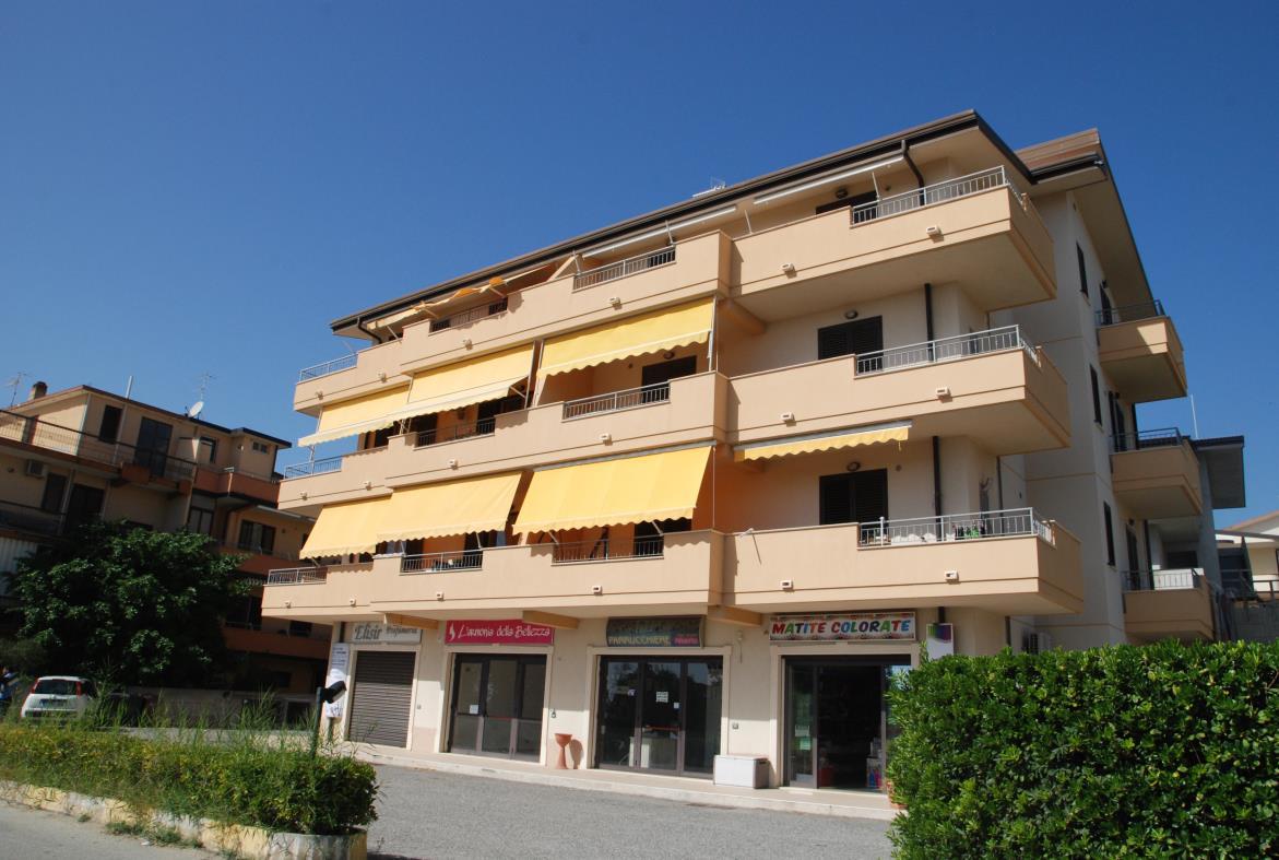immobile appartamento all'asta in Contrada Pipedo  snc - 89040 Riace (RC) - 2