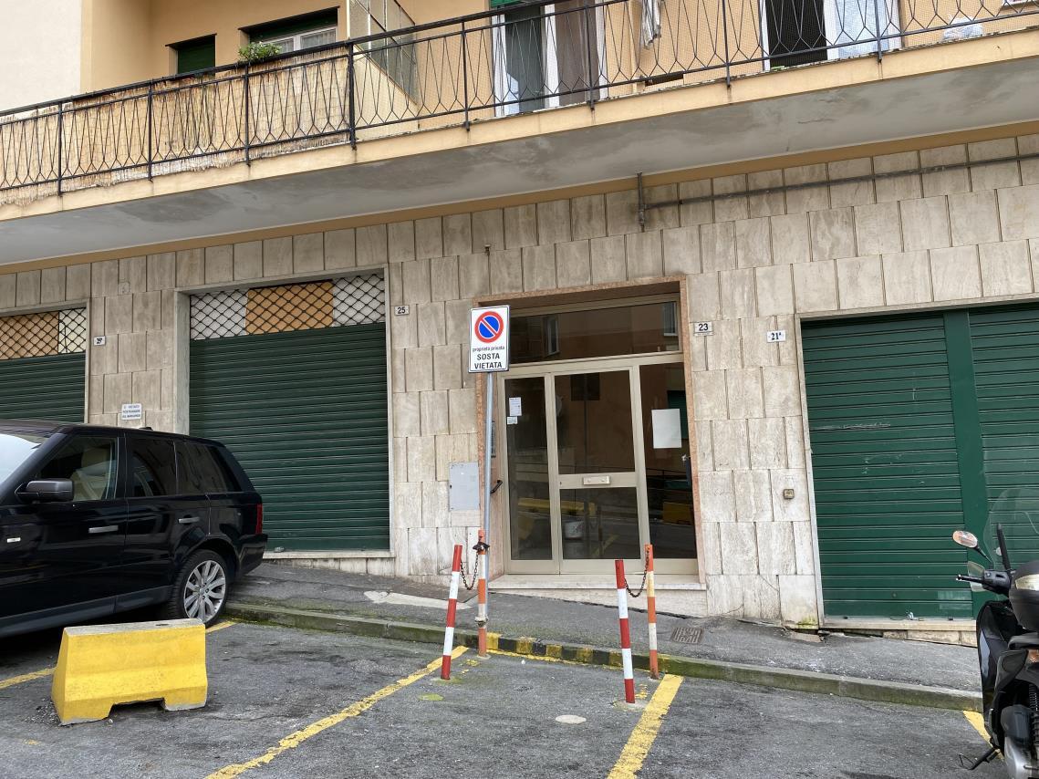 immobile appartamento all'asta in via Carmelo Onorato civ 23 int 9 - 16144 Genova (GE) - 2